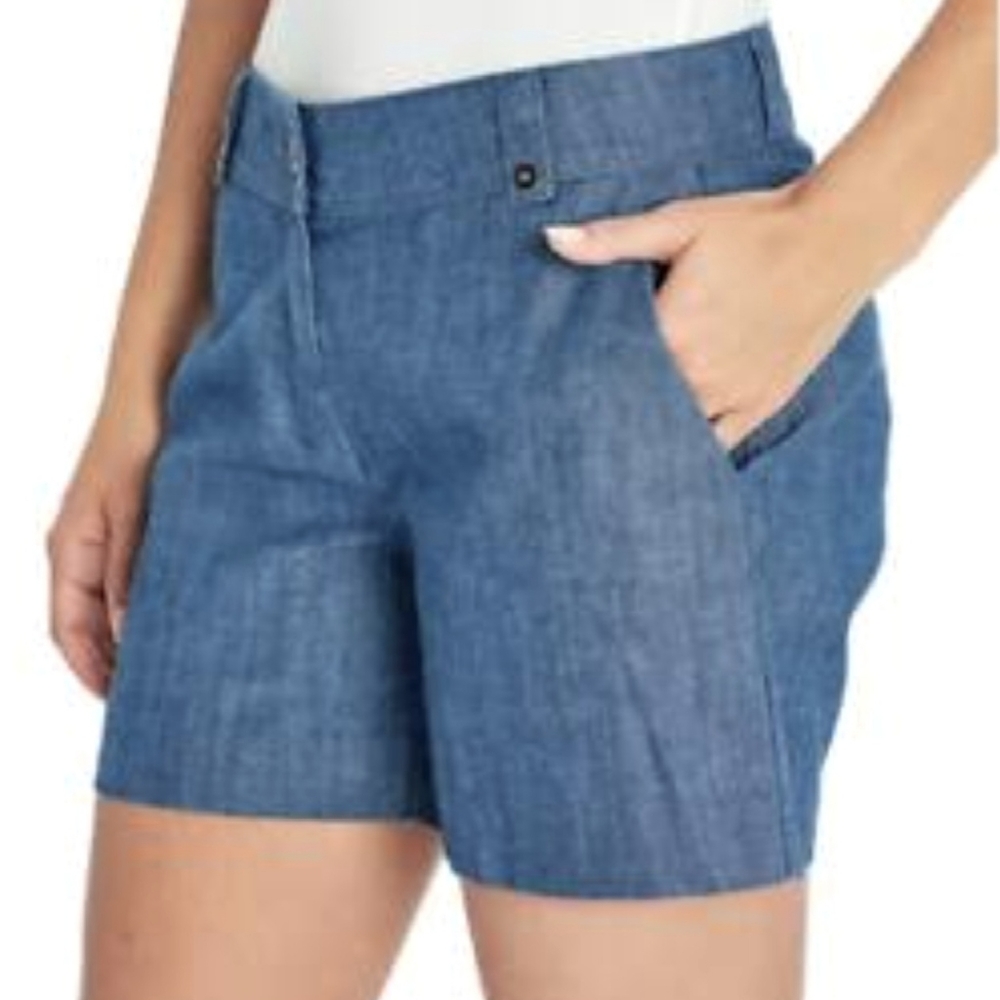 NWT Isaac Mizrahi Womens 8 Trouser Short Indigo Chambray Shorts - Picture 1 of 5